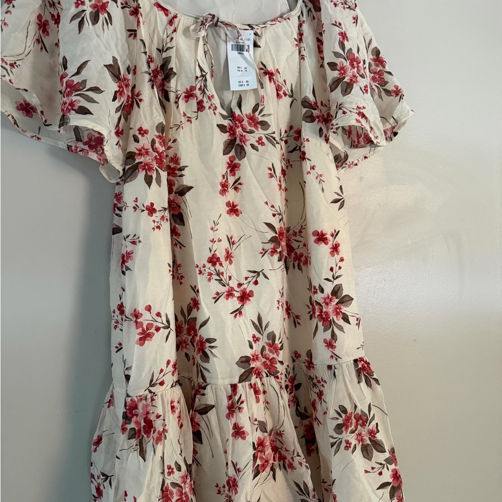 Abercrombie & Fitch Cream Dress with Red Floral Pattern